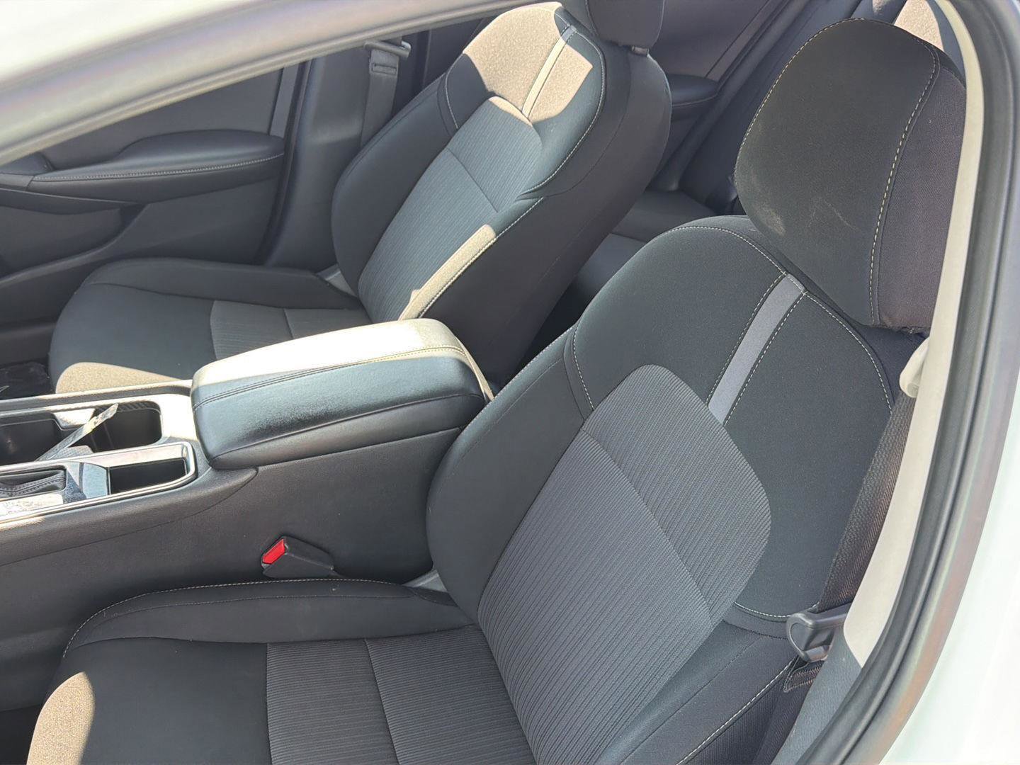 Used 2024 Nissan Sentra SV FWD image 28