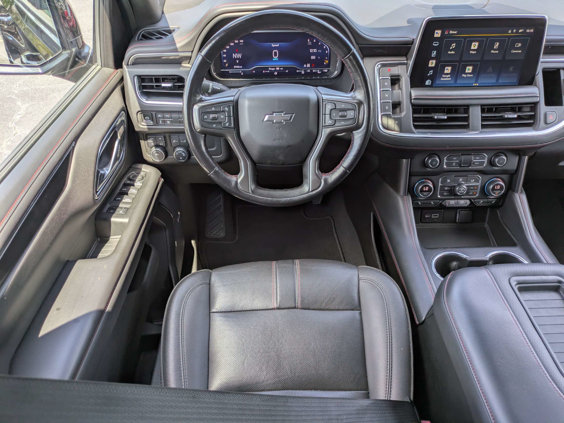Used 2022 Chevrolet Tahoe RST w/ Luxury Package AWD/4WD image 4