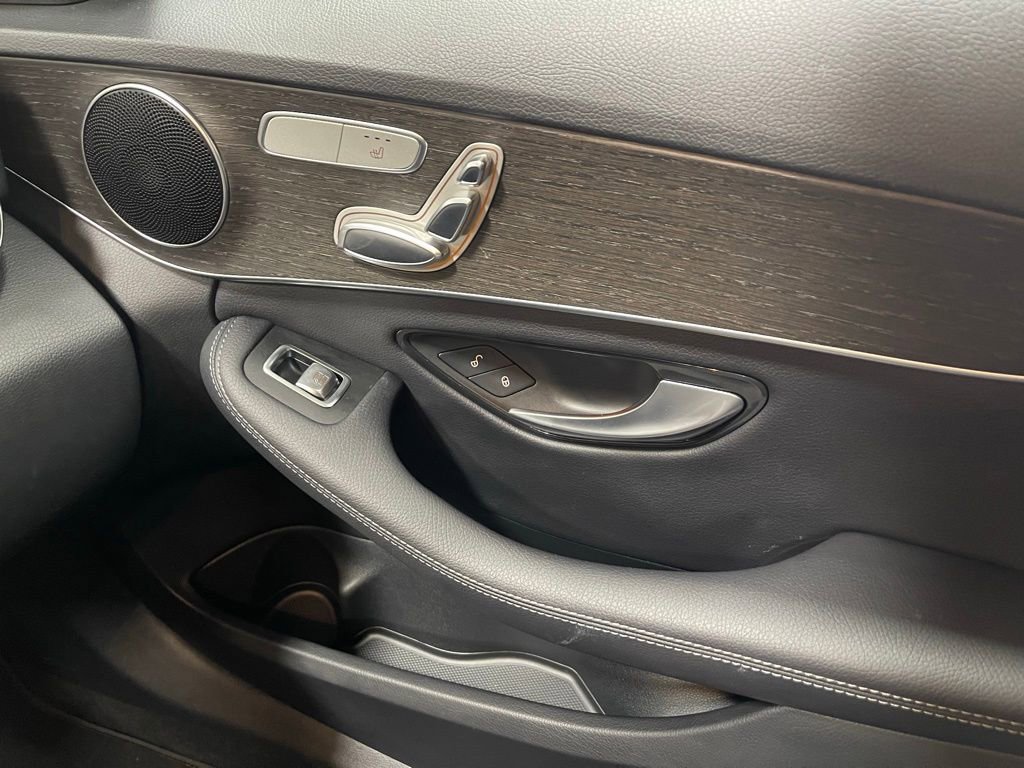 Certified 2021 Mercedes-Benz C 300 4MATIC Sedan image 27