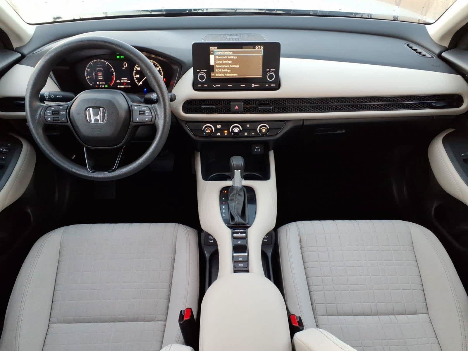 Used 2024 Honda HR-V LX image 10