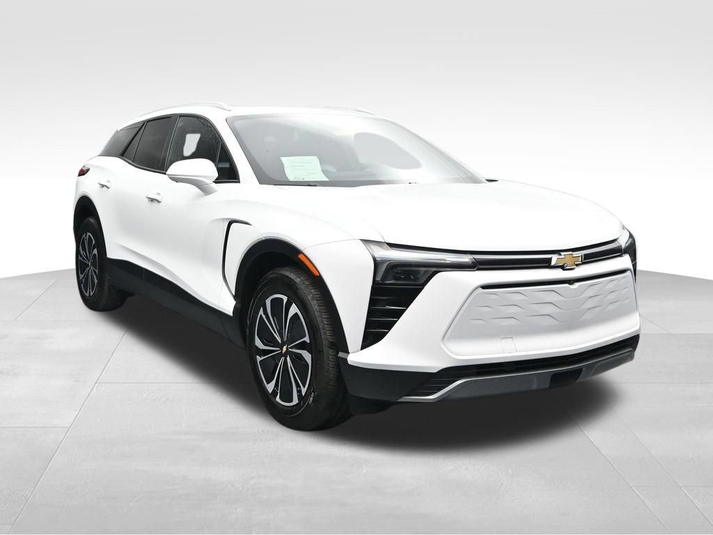 Used 2024 Chevrolet Blazer EV LT AWD/4WD image 7