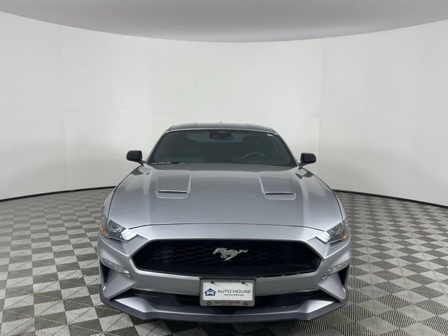 Used 2023 Ford Mustang Premium RWD image 4