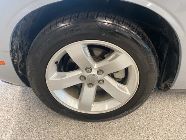 Used 2022 Dodge Challenger SXT image 10