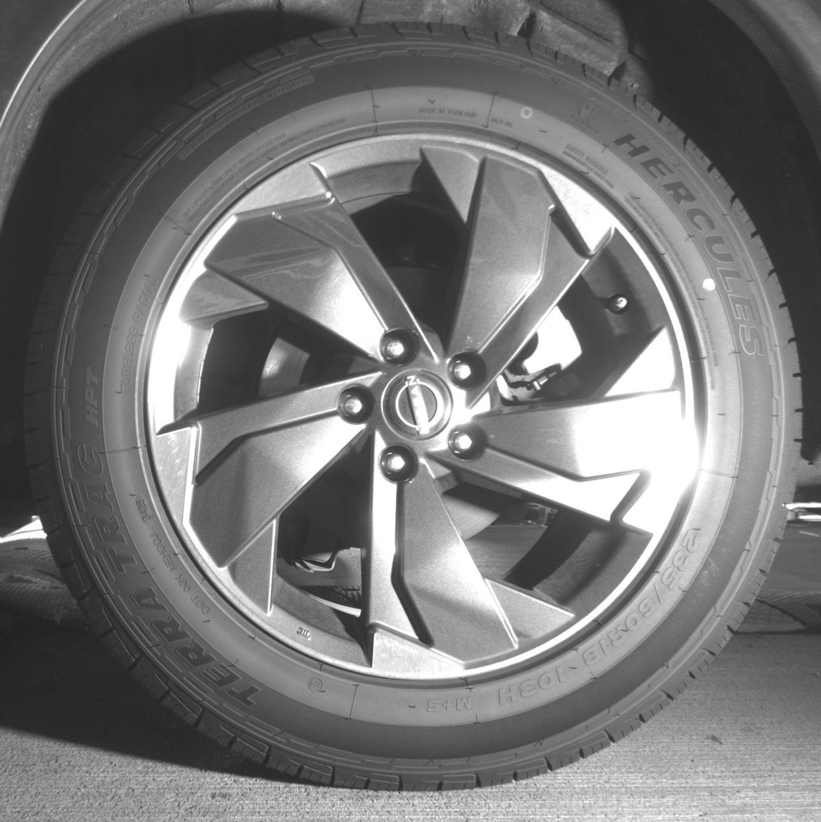 Used 2025 Nissan Rogue SV image 14