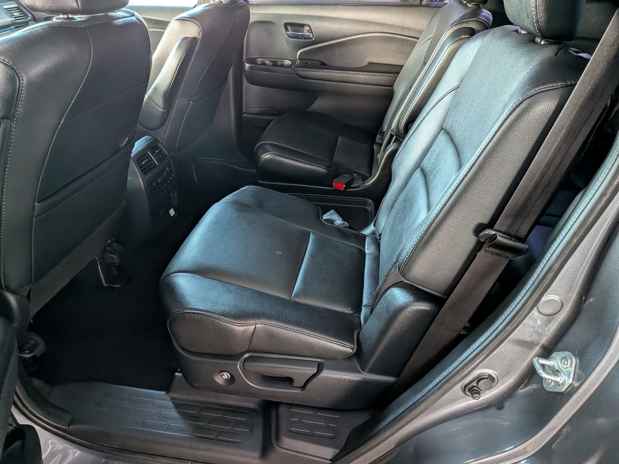 Used 2022 Honda Pilot Elite image 26