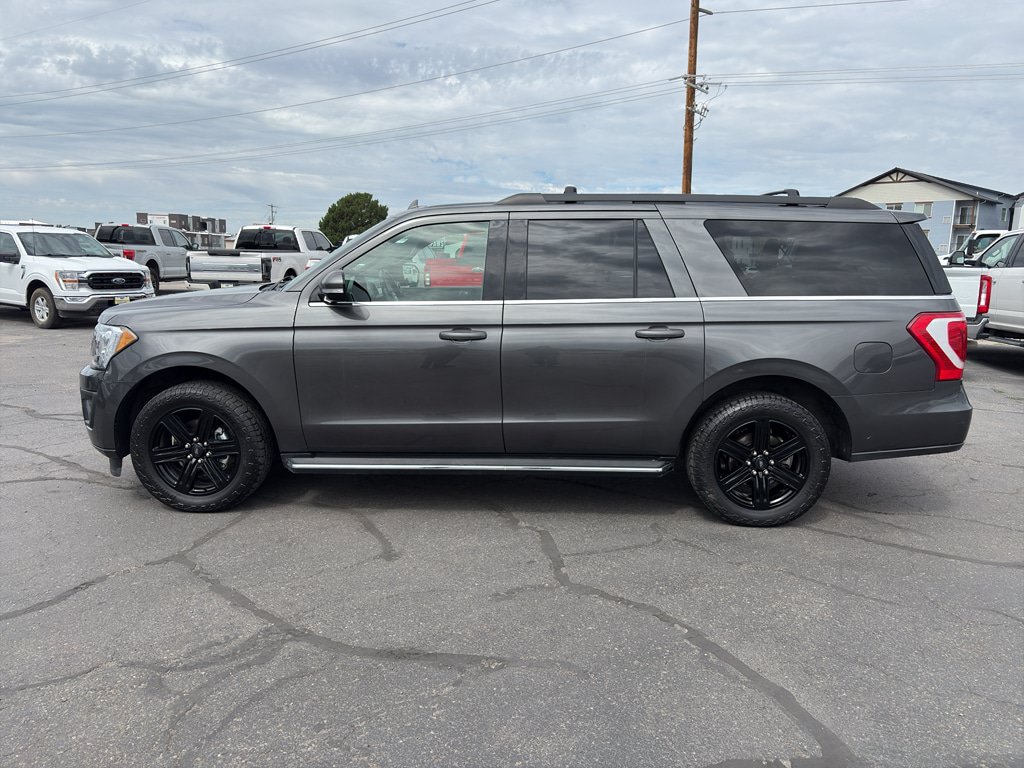 Used 2020 Ford Expedition Max XLT w/ Equipment Group 202A AWD/4WD image 2