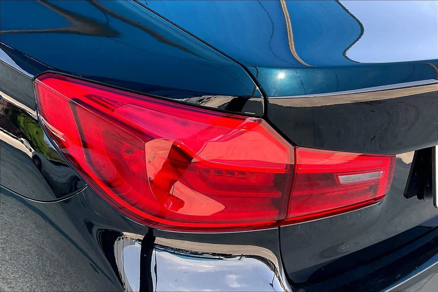 Used 2017 BMW 530i RWD image 28