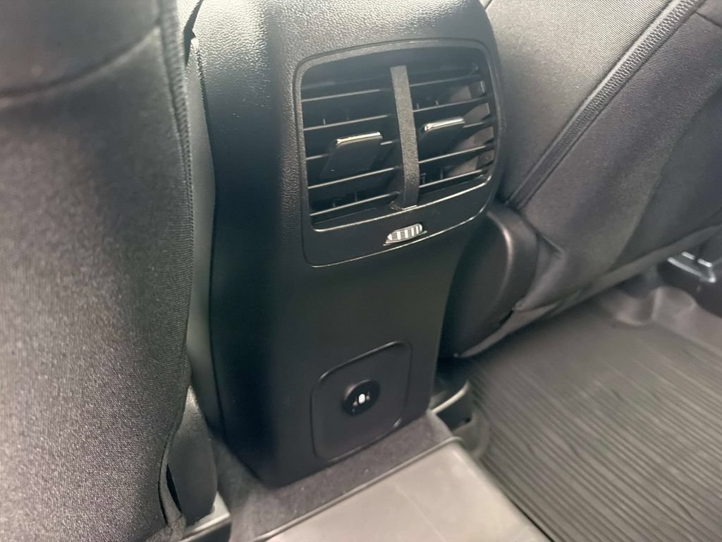 Used 2023 Ford Escape Active w/ Tech Pack #2 AWD/4WD image 17