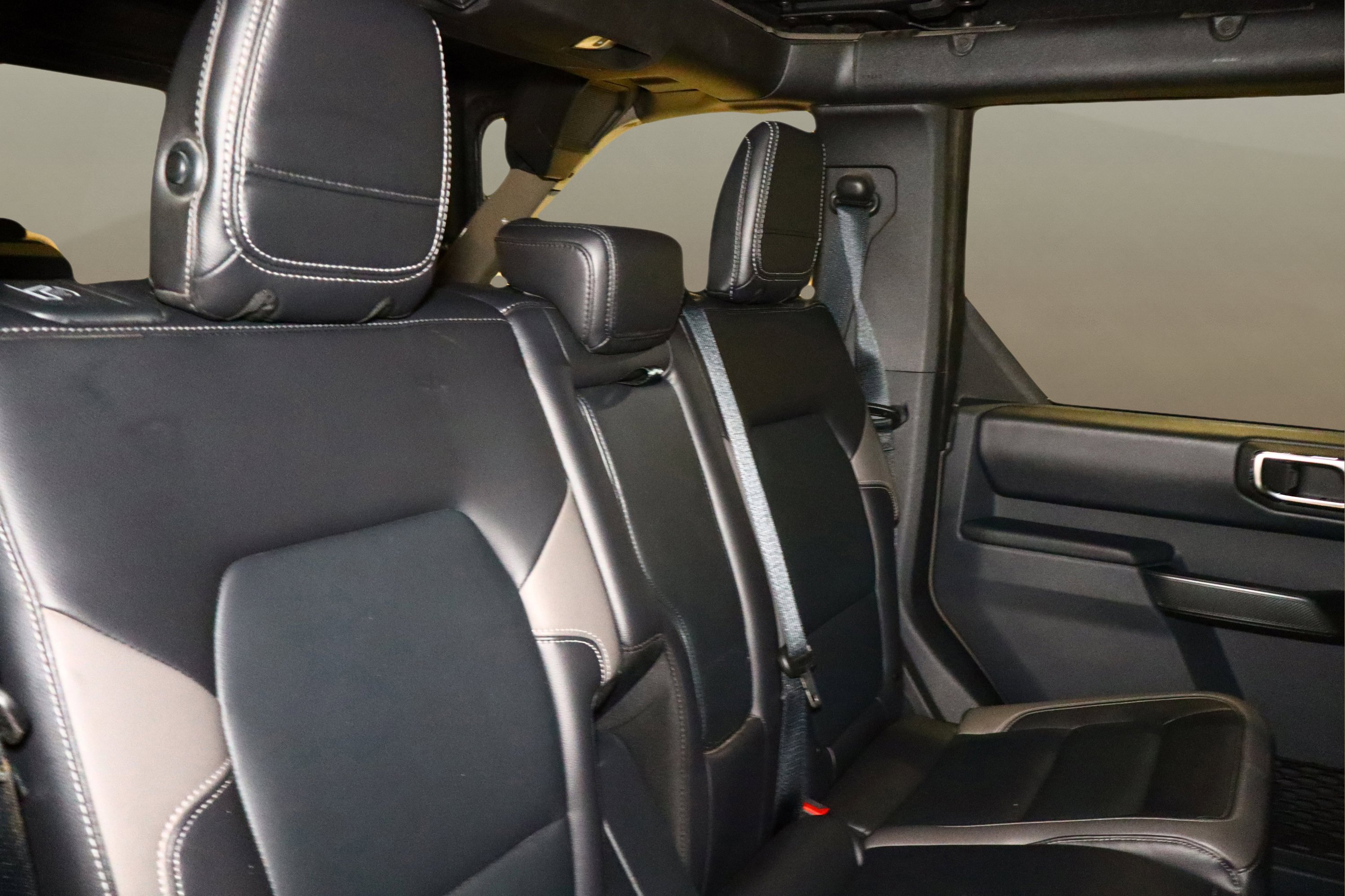 Used 2025 Ford Bronco Outer Banks w/ Sasquatch Package image 19