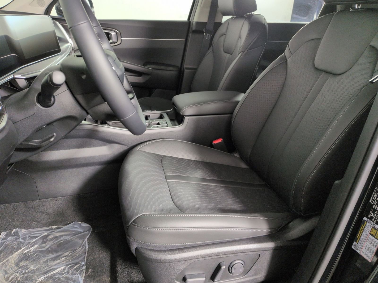 New 2026 Kia Sorento S w/ S Panoramic Sunroof Package image 3