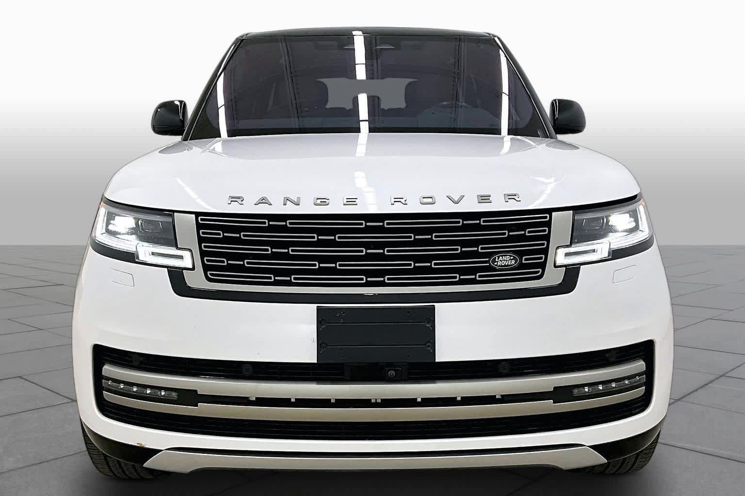 Used 2023 Land Rover Range Rover SE AWD/4WD image 4