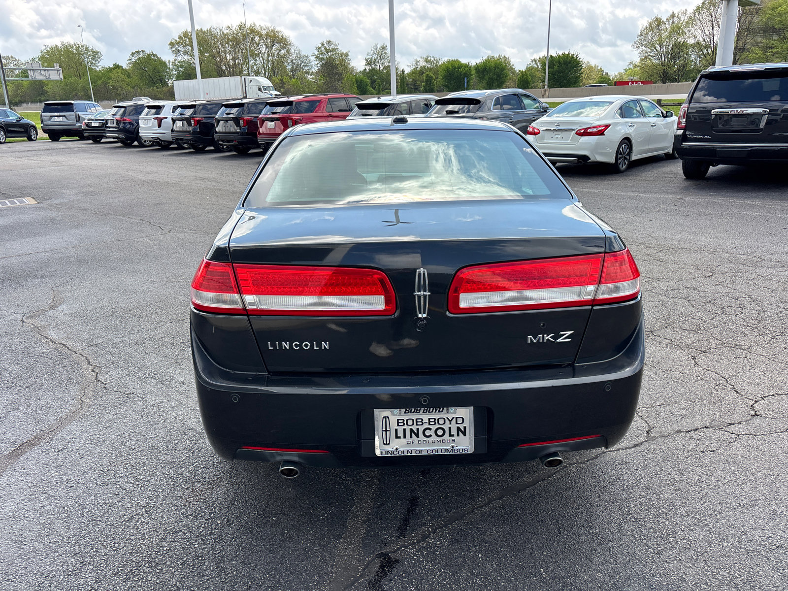 Used 2011 Lincoln MKZ w/ 102A Rapid Spec Order Code FWD image 6