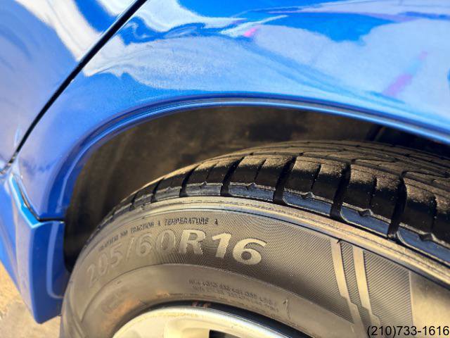 Used 2015 Mitsubishi Lancer ES image 32