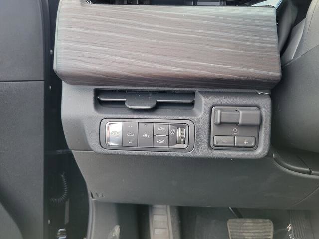 New 2025 GMC Sierra EV Denali image 16