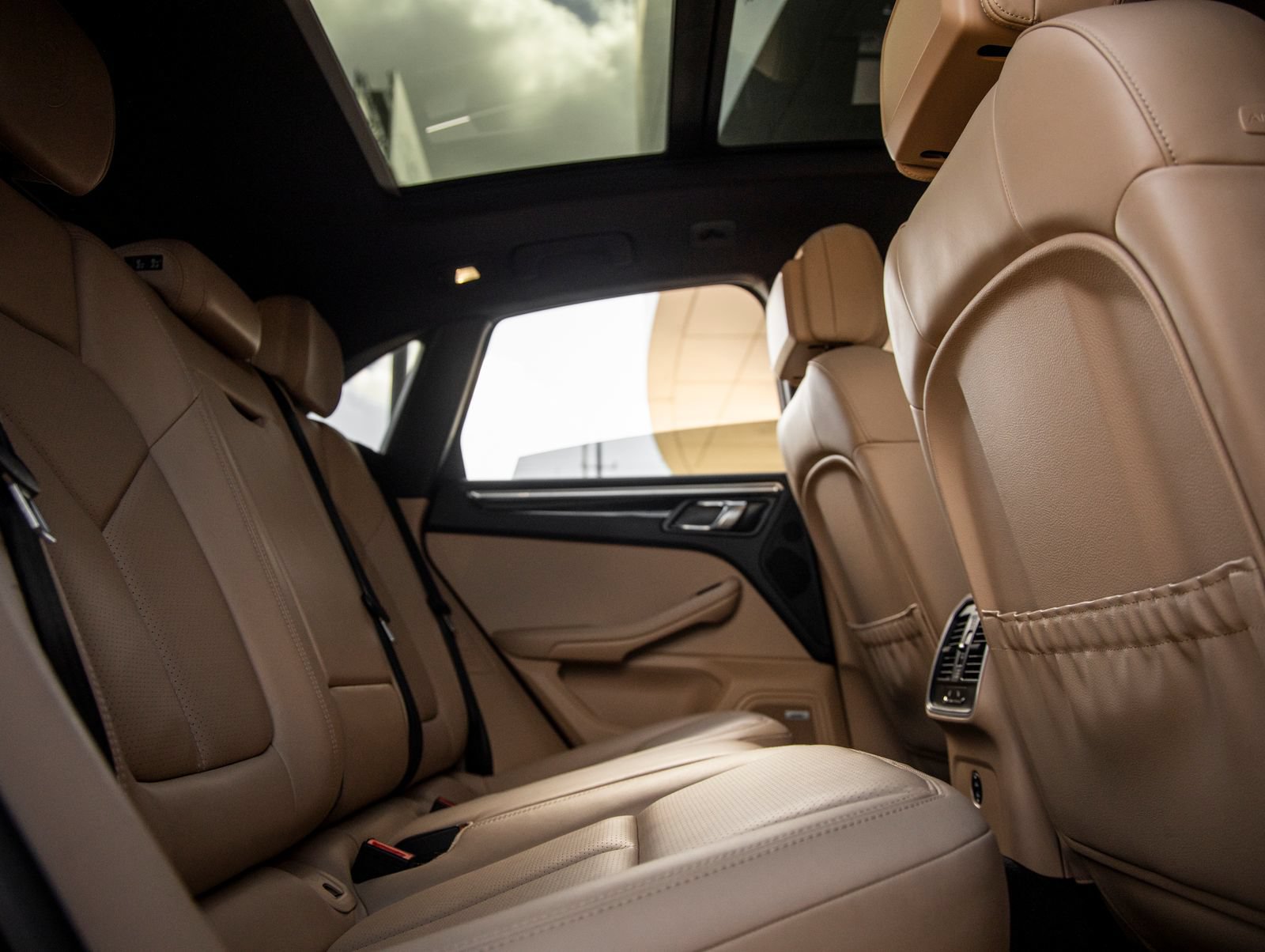 Certified 2020 Porsche Macan S AWD/4WD image 41