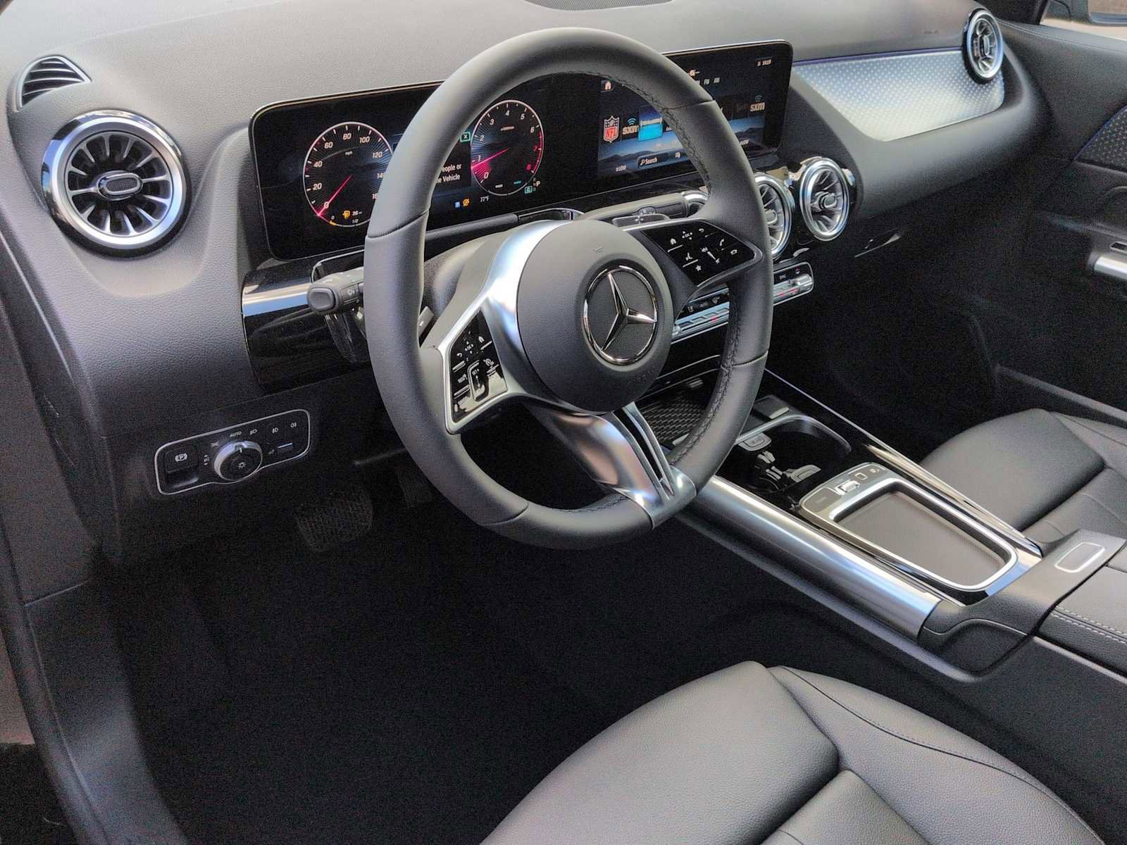 Used 2026 Mercedes-Benz GLA 250 4MATIC image 10