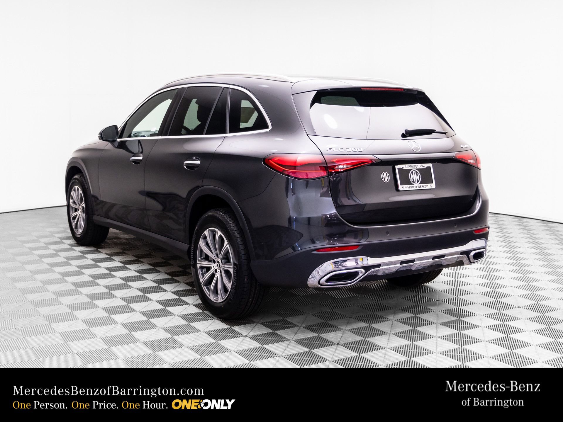 New 2026 Mercedes-Benz GLC 300 4MATIC image 3