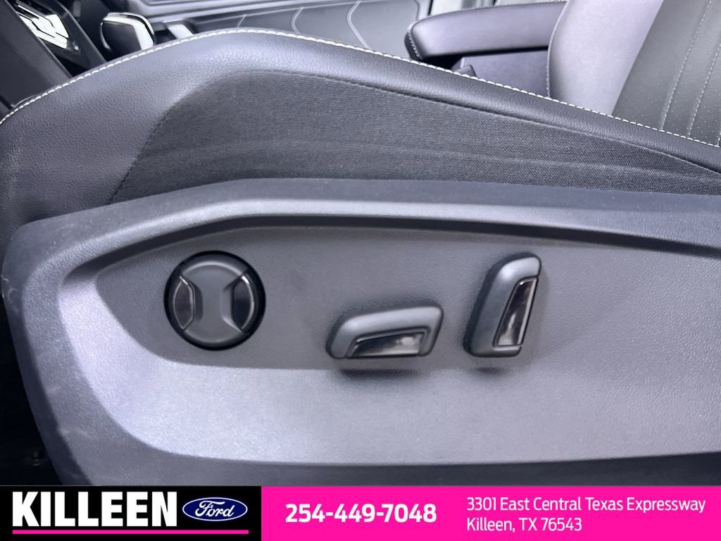 Used 2024 Volkswagen Tiguan SE image 10