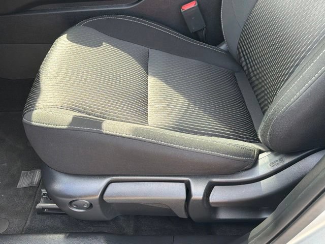 Used 2025 Mitsubishi Outlander ES FWD image 22