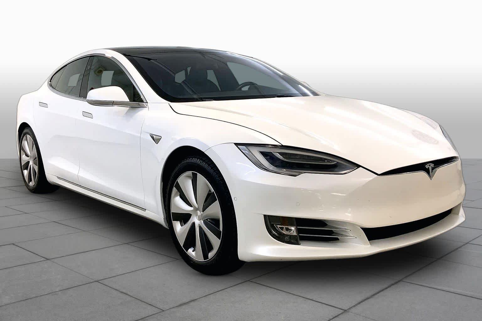Used 2020 Tesla Model S Long Range Plus AWD/4WD image 2