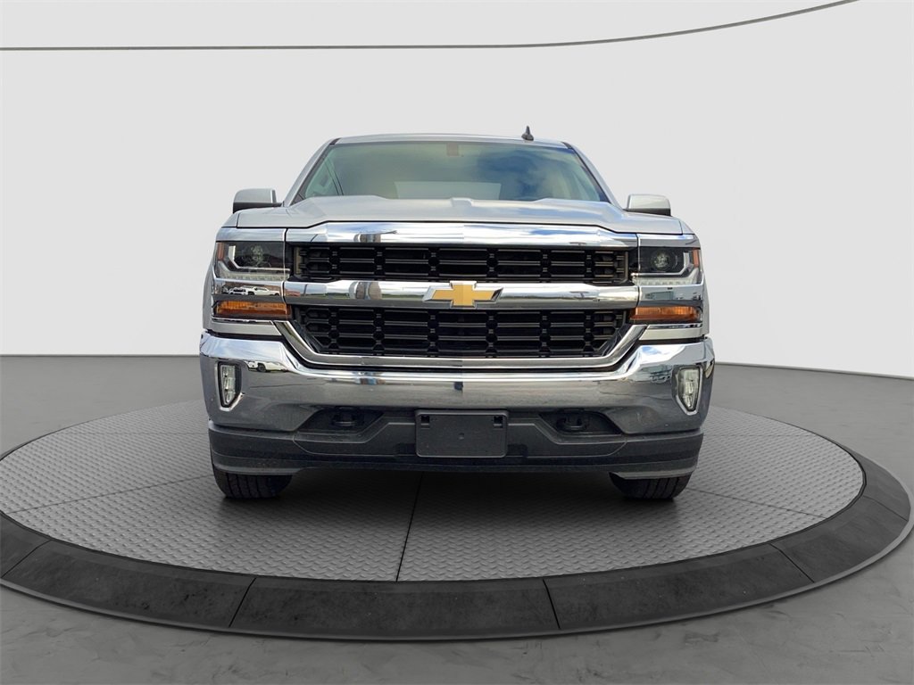 Used 2018 Chevrolet Silverado 1500 LT w/ All Star Edition image 2