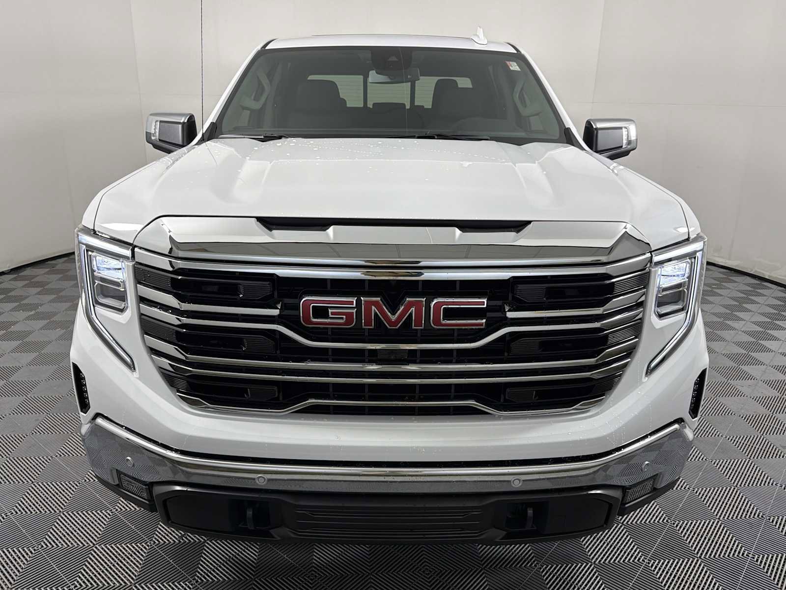 New 2026 GMC Sierra 1500 SLT w/ SLT Premium Plus Package AWD/4WD image 4