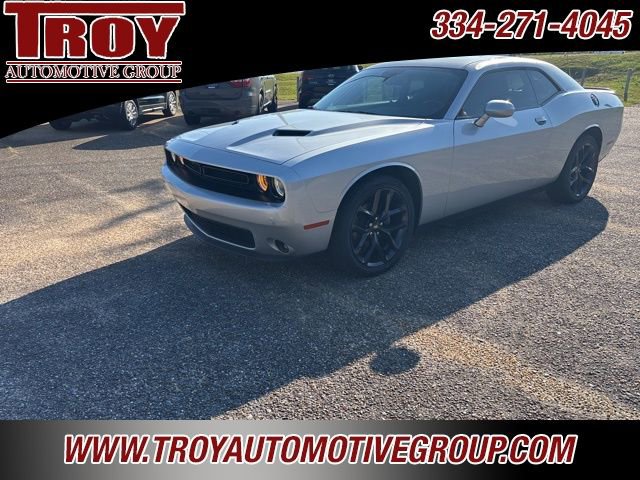 Used 2020 Dodge Challenger SXT w/ Blacktop Package image 1