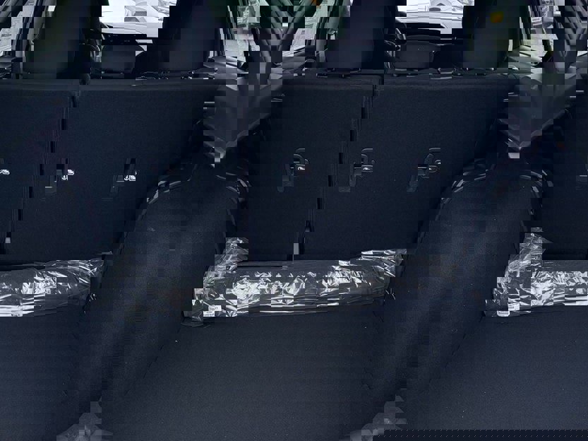 New 2025 Nissan Kicks Play S w/ Interior Electronics Package image 12