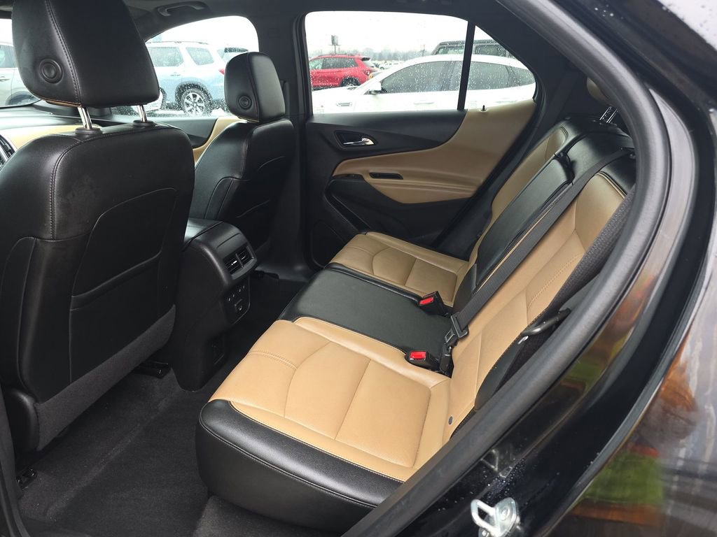 Used 2023 Chevrolet Equinox Premier image 13