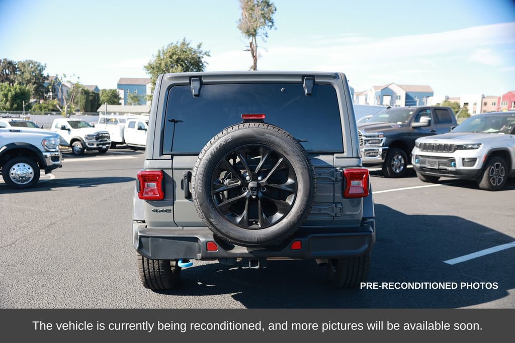 Used 2023 Jeep Wrangler Unlimited Sahara w/ Cold Weather Group image 4
