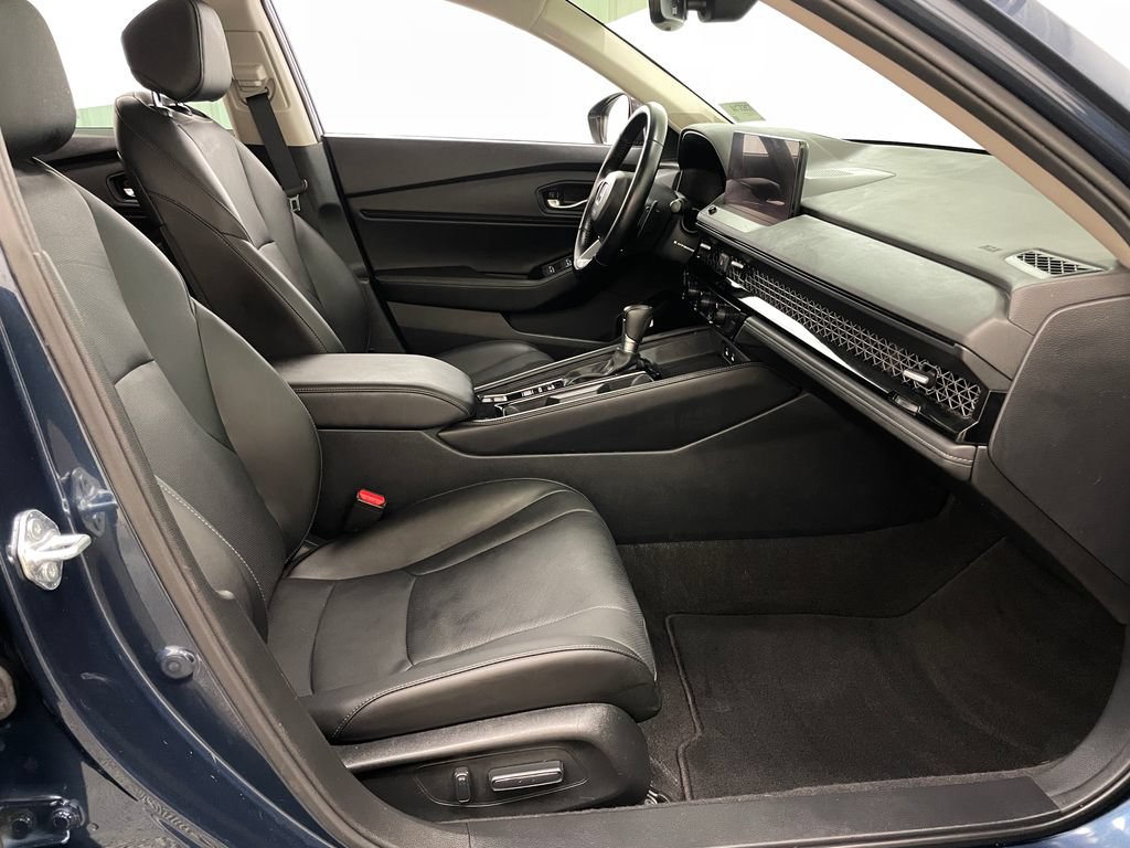 Used 2024 Honda Accord Touring image 34