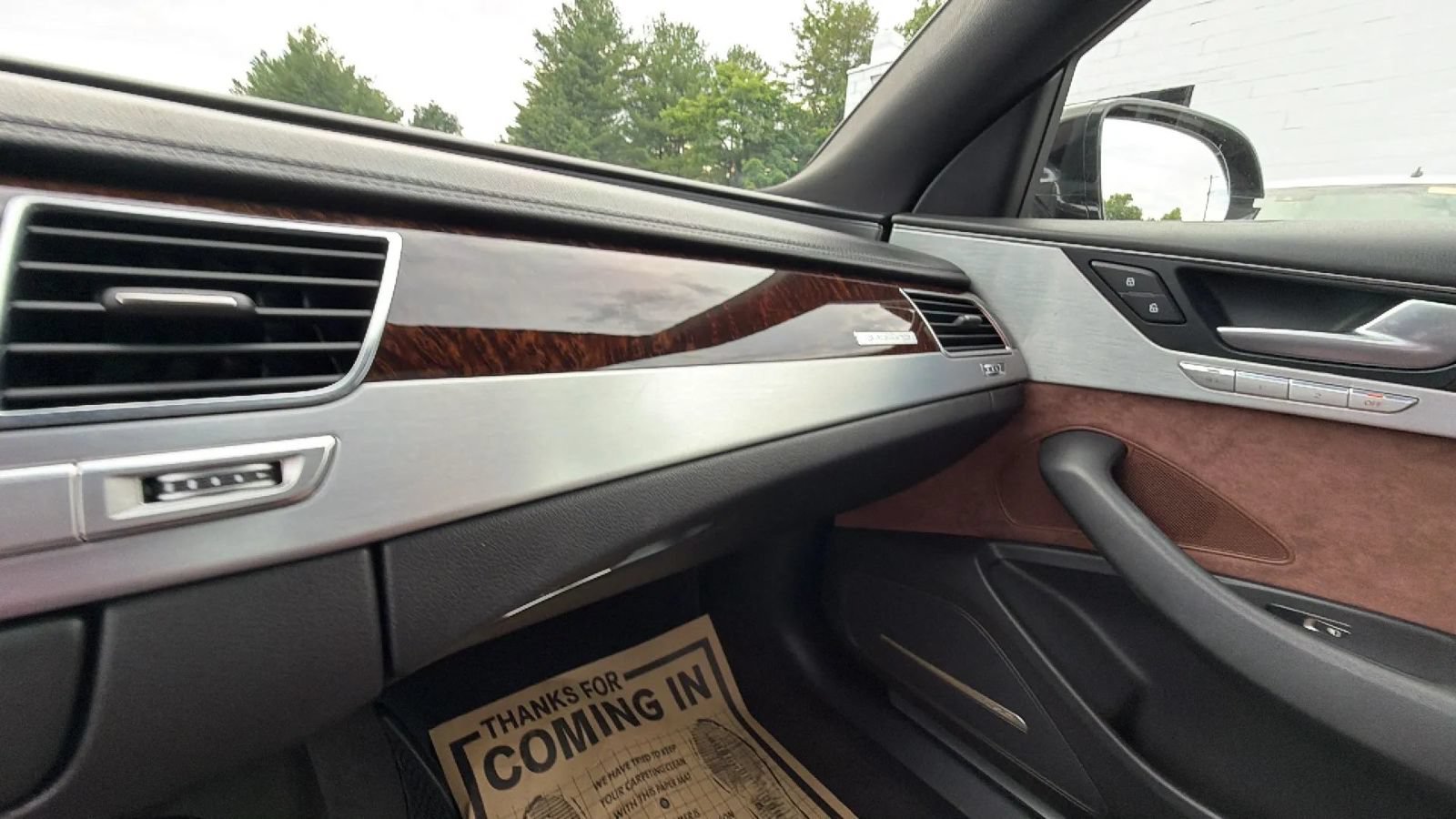 Used 2013 Audi A8 3.0T w/ Convenience Pkg AWD/4WD image 30