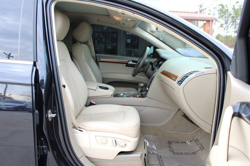 Used 2013 Audi Q7 TDI Prestige w/ Prestige Pkg image 17