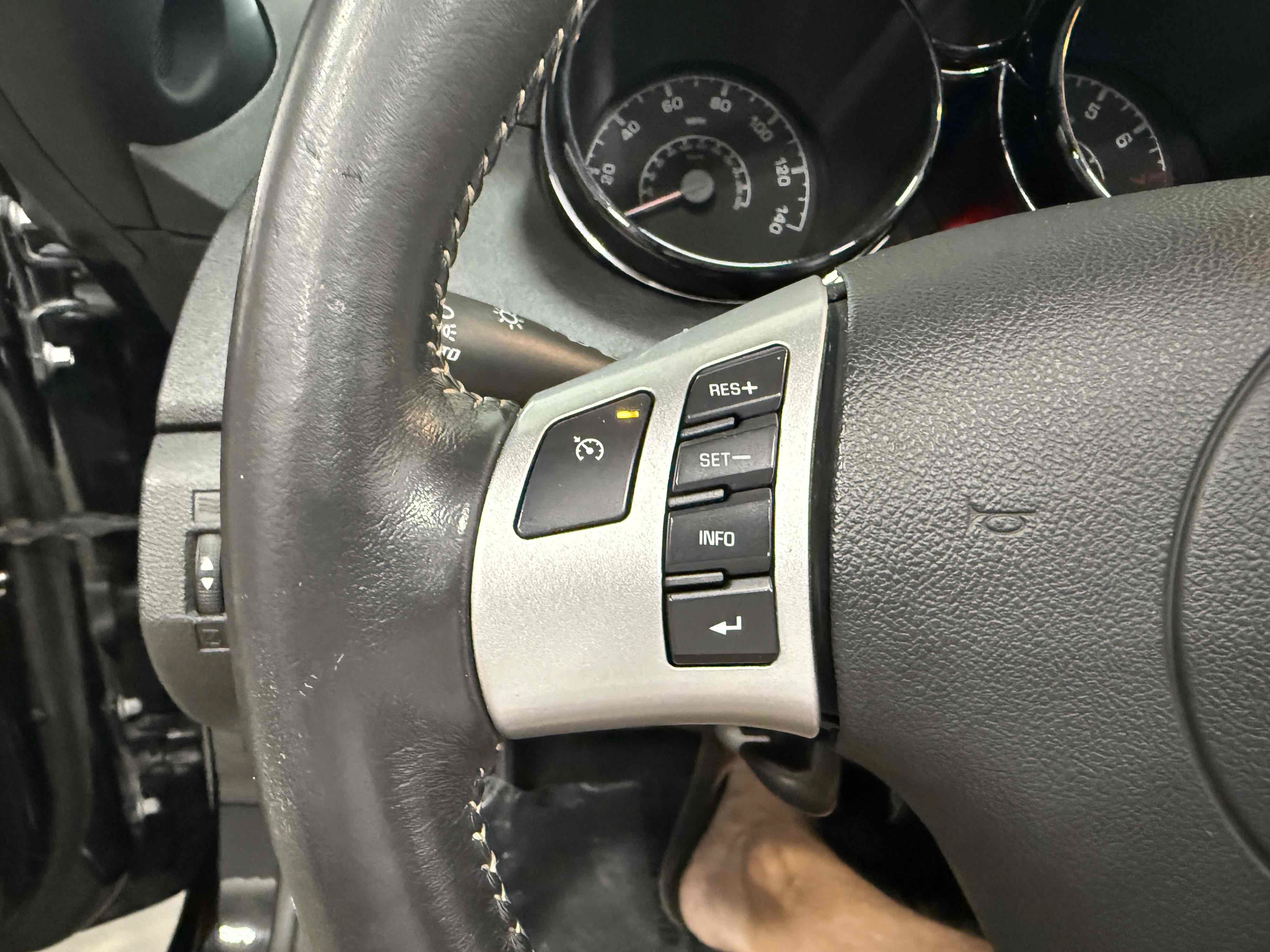 Used 2009 Saturn Sky w/ Premium Trim Package RWD image 64