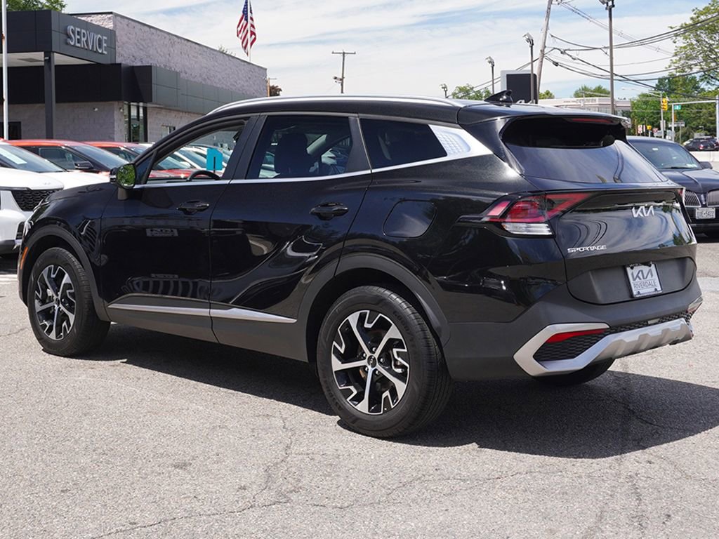Used 2025 Kia Sportage EX AWD/4WD image 9