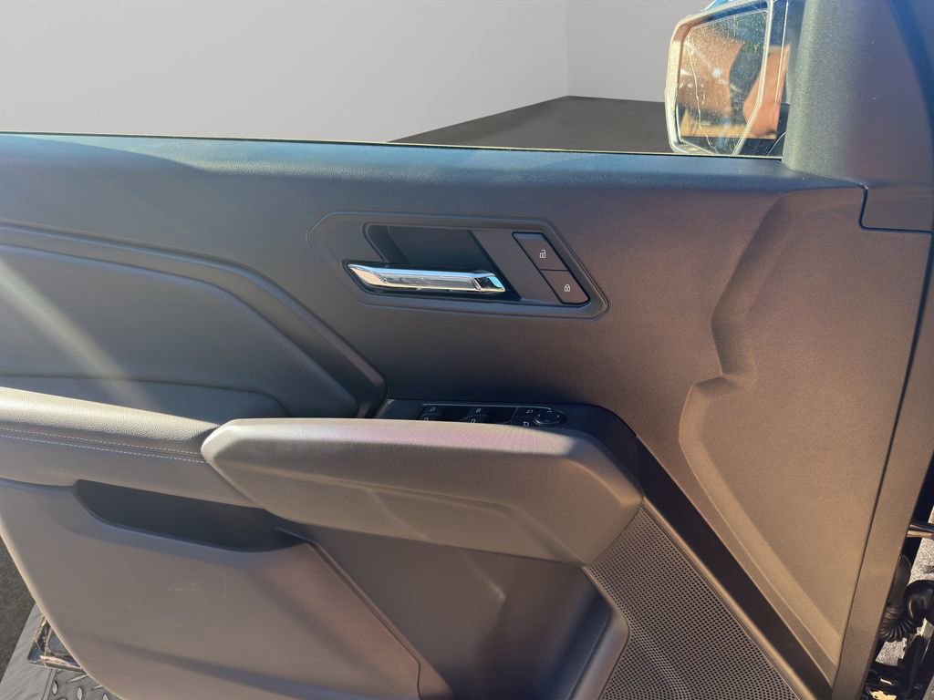 New 2026 Chevrolet Colorado LT image 12