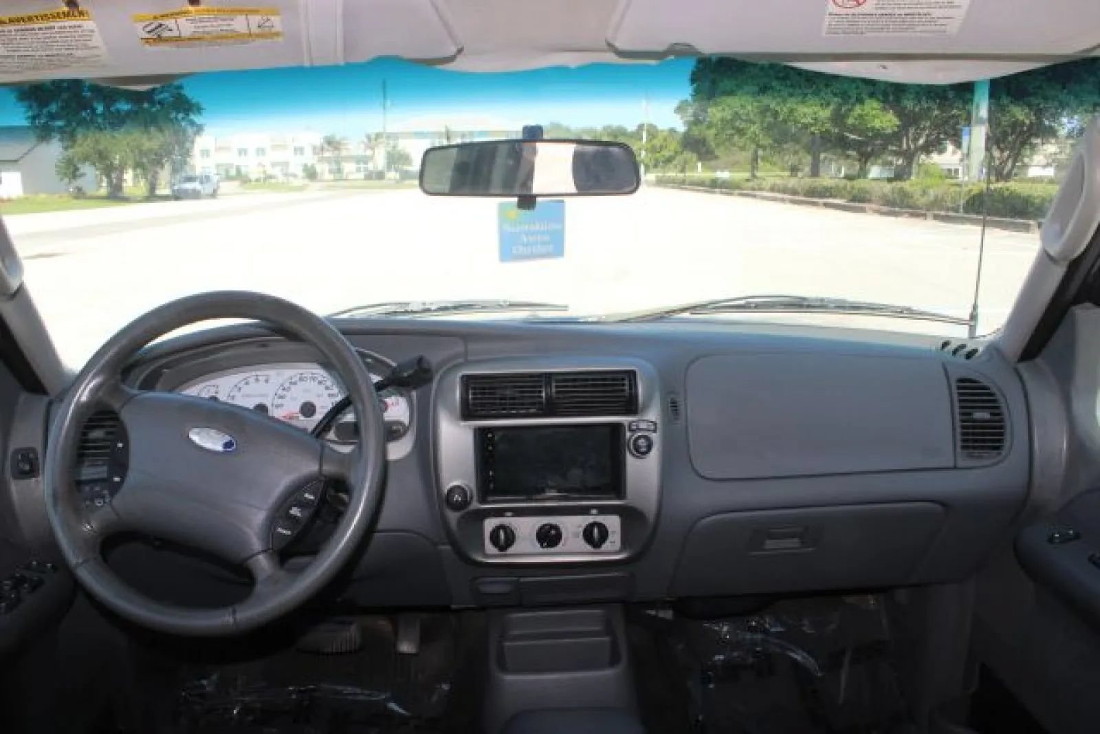 Used 2005 Ford Explorer Sport Trac XLT RWD image 15