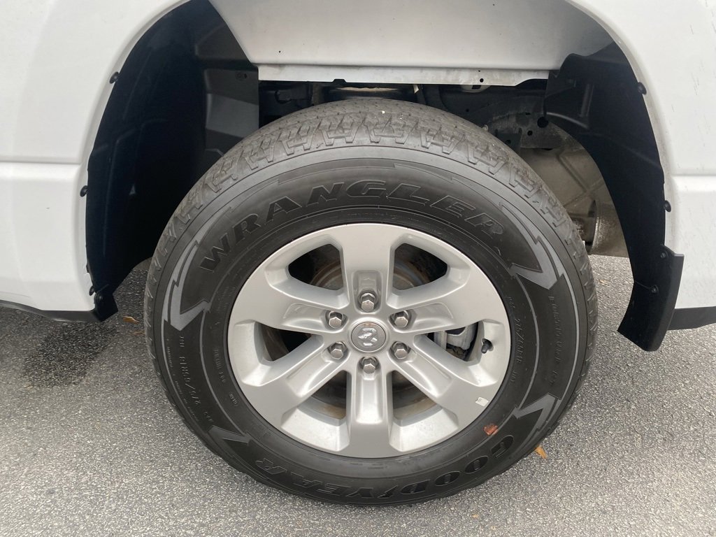 Used 2024 RAM 1500 Laramie image 33