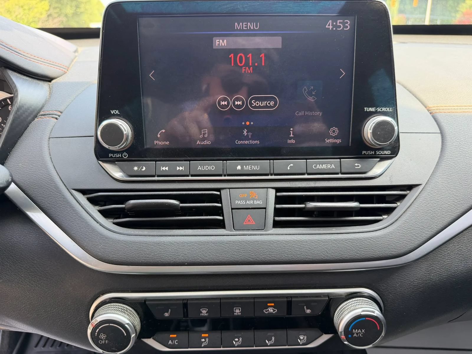 Used 2019 Nissan Altima 2.5 SR w/ SR Premium Package AWD/4WD image 16