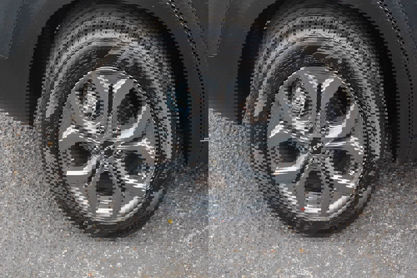 Used 2024 Kia Seltos S image 12