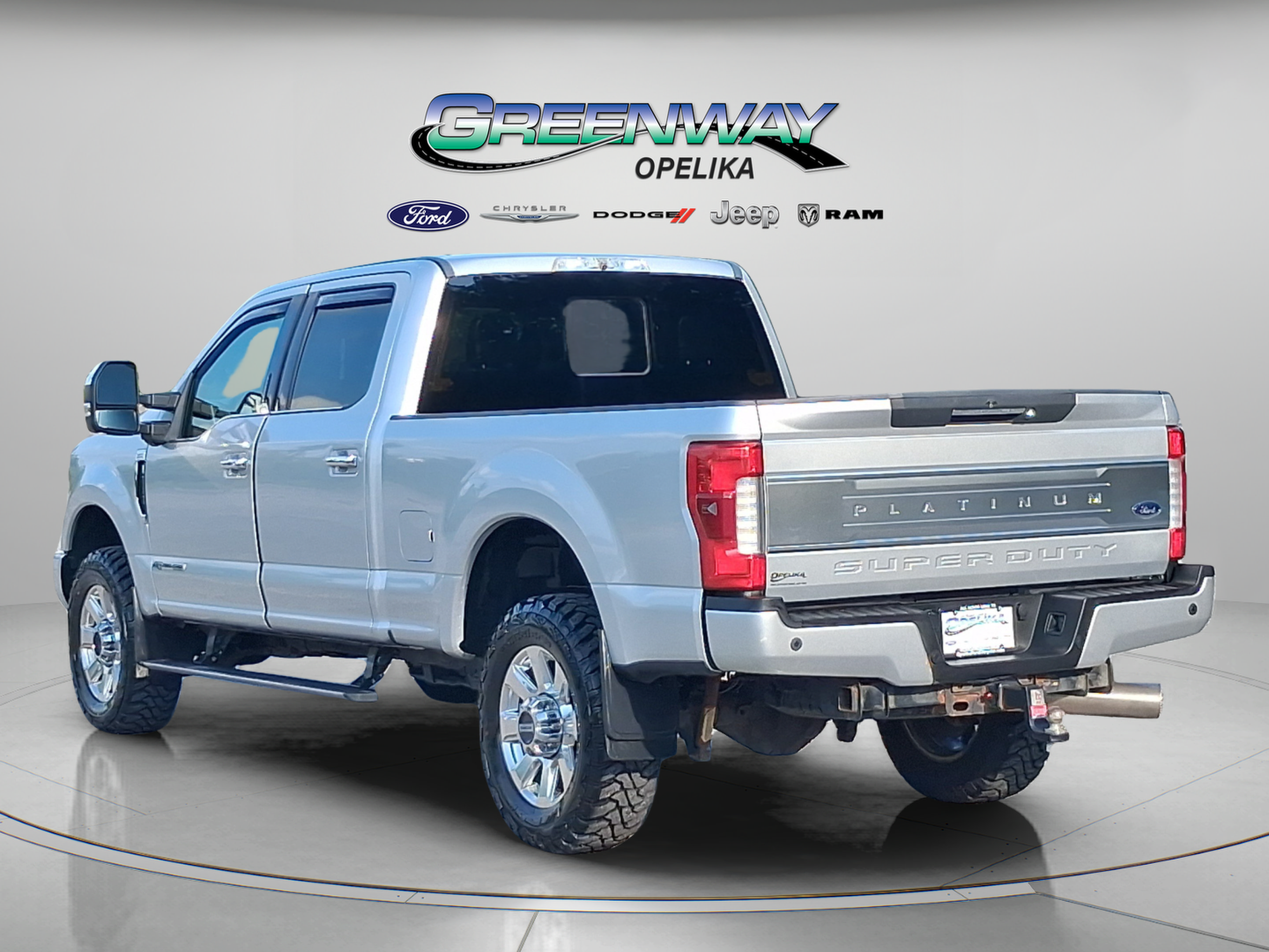 Used 2017 Ford F350 Platinum w/ Platinum Ultimate Package AWD/4WD image 5
