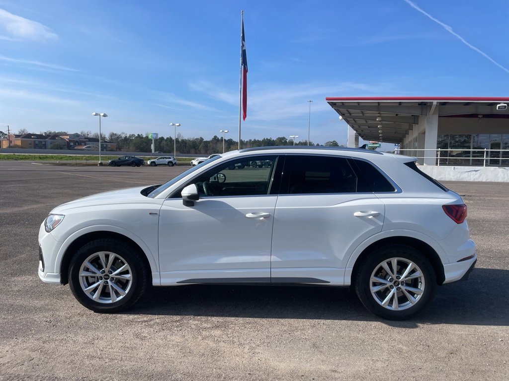 Used 2025 Audi Q3 2.0T Premium image 4