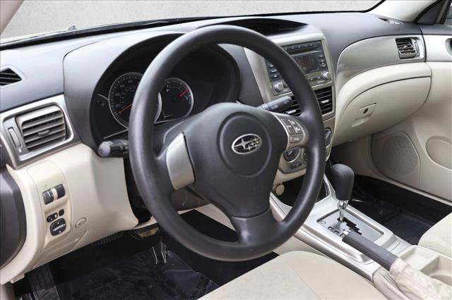 Used 2010 Subaru Impreza 2.5i AWD/4WD image 10