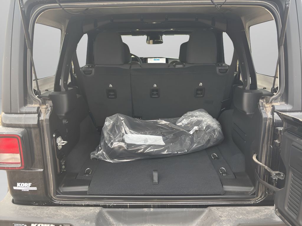 New 2025 Jeep Wrangler Sport S image 10