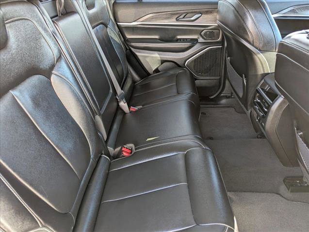 Used 2022 Jeep Grand Cherokee Limited 4xe image 23