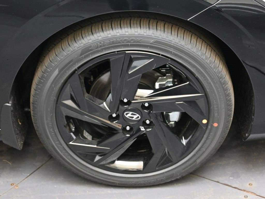 New 2026 Hyundai Elantra SEL Sport image 10