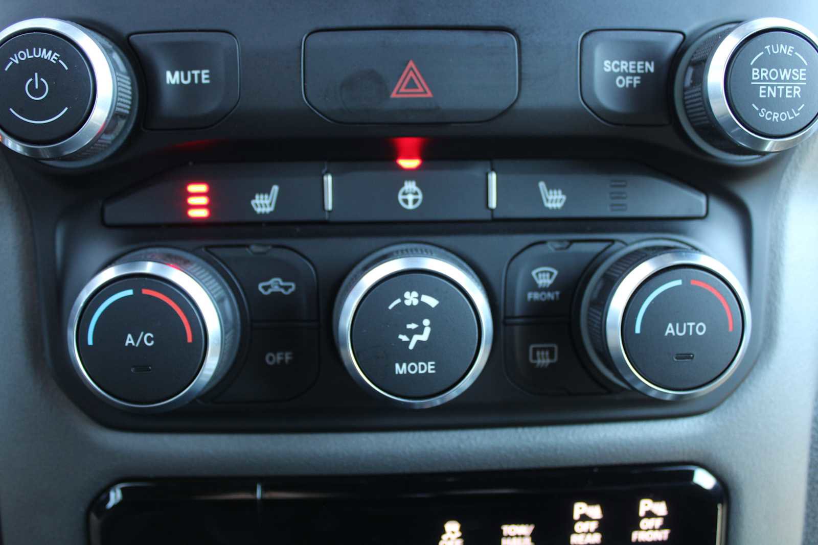 Used 2022 RAM 1500 Rebel w/ Rebel Level B Equipment Group AWD/4WD image 20