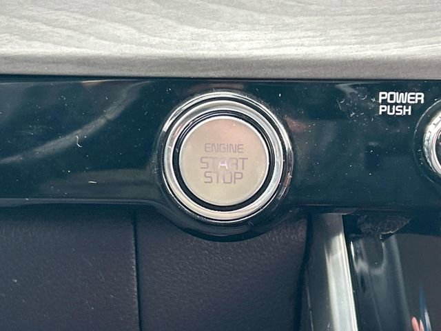 Used 2023 Kia Carnival SX image 31