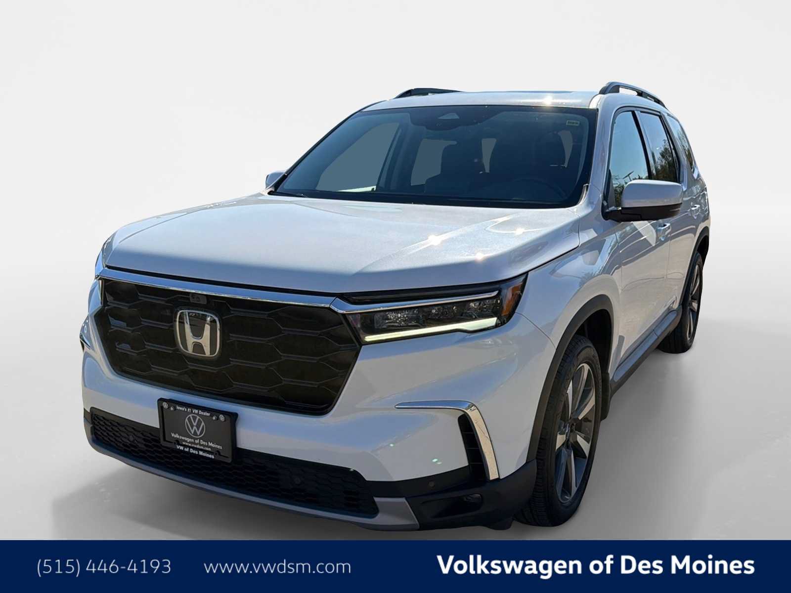 Used 2025 Honda Pilot Elite image 1