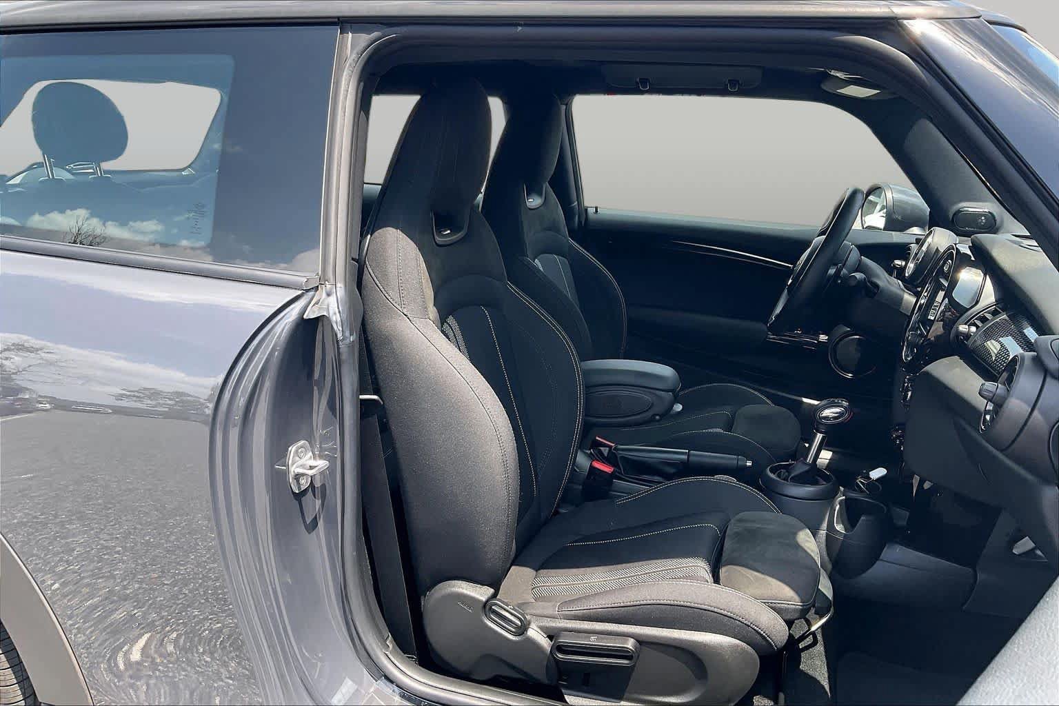Used 2019 MINI Cooper John Cooper Works FWD image 8